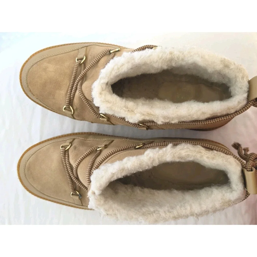 COLE HAAN CLOUD FEEL CUSHION WATERPROOF  LACE UP SNOW BOOTS Women's SZ 10 Used